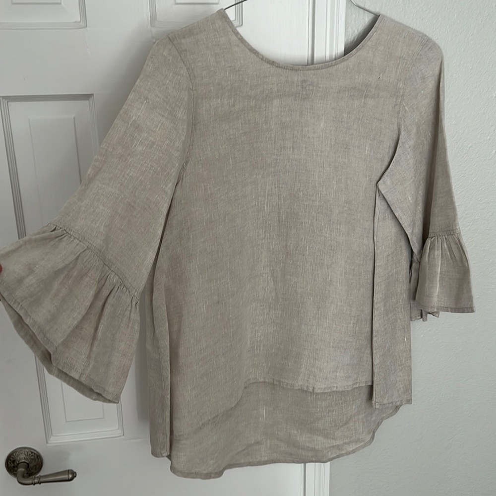 Beautiful Never Worn White Linen Tunic